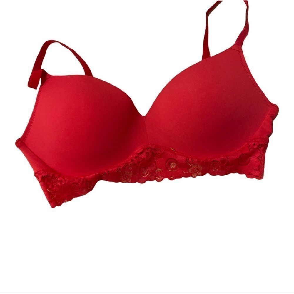 BLAKE & Co. Women’s Pink Lace Bra, Size 38C,nylon & spandex blend, New with tags